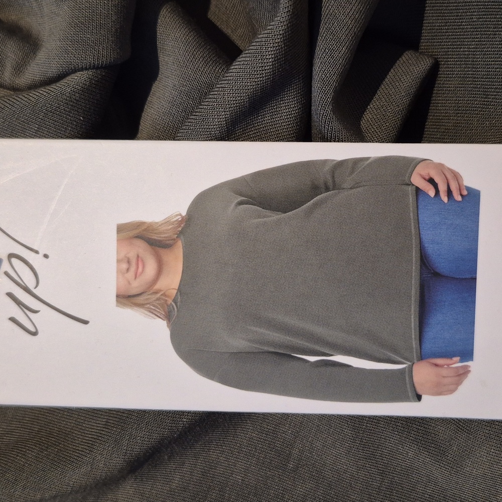 XXL: UP! 💚Tencel Mock Neck Sweater